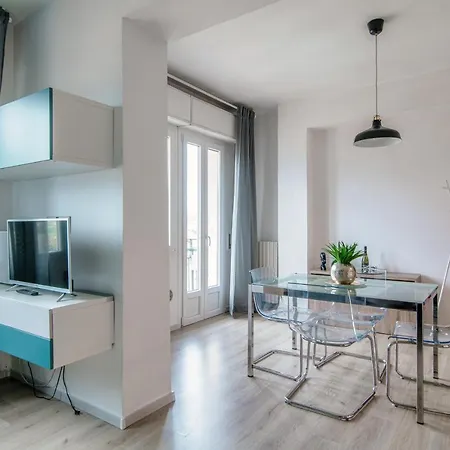 Joivy Family Flat Balcony Lejlighed *