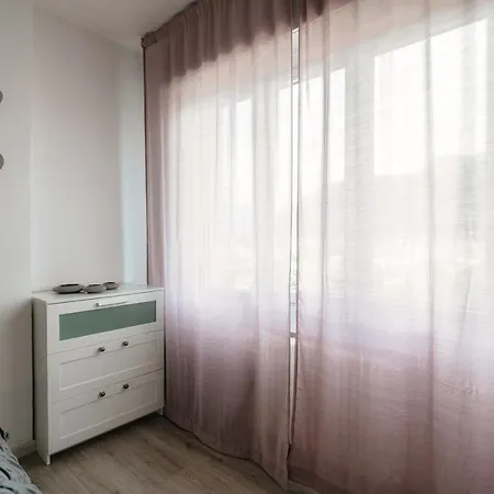 Joivy Family Flat Balcony Апартаменты